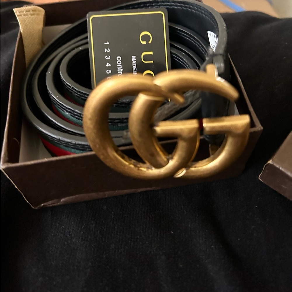 Gucci Black and Gold Men's Belt